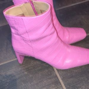Circus by same Edelman pink boot